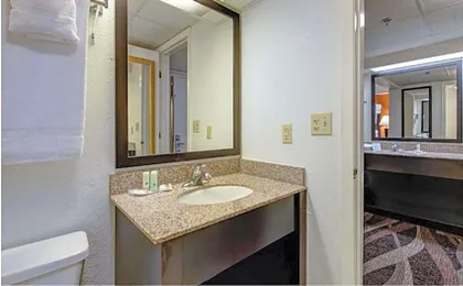 Quality Inn Creekside - Downtown Gatlinburg