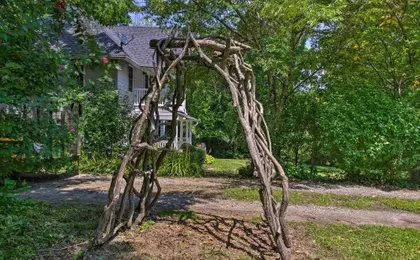 Blue Ridge Mountains Cottage w/ Pergola & Fire Pit