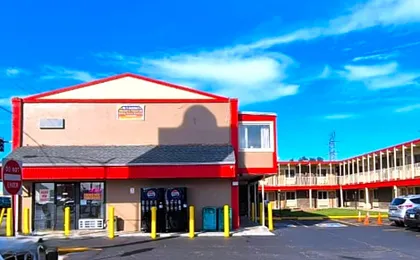 OYO Saratoga Motel