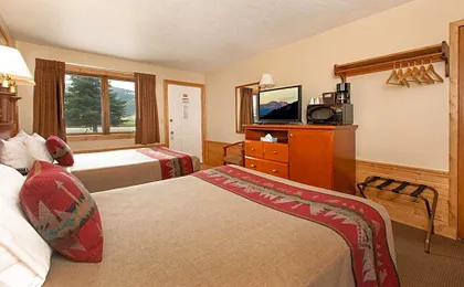 Flat Creek Inn