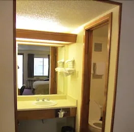 Parkway Inn