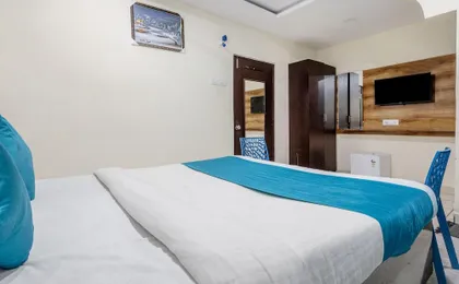Iroomz Hotel Ritzy Grand