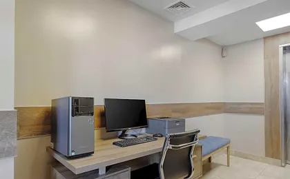 Best Western Plus Brooklyn Bay Hotel