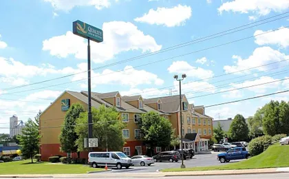 Quality Inn & Suites Cincinnati Sharonville