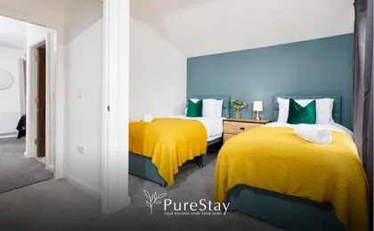 Luxury 5-Bedroom Manchester House Sleeps 9 with Private Garden by Purestay