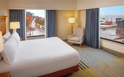 Hilton Garden Inn Portland Downtown Waterfront