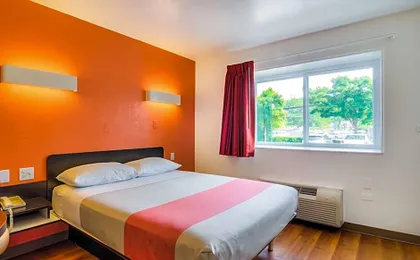 Motel 6-Arlington Heights, IL - Chicago North Central