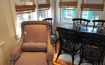 King Charles Avenue 604