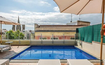 Aspasios Catedral Apartments