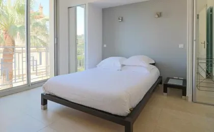 Superb Bright Apartment with Sea View