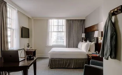 Club Quarters Hotel in Houston