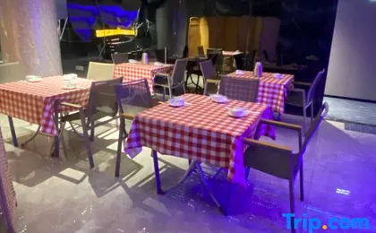 Yueta H E-sports Hotel