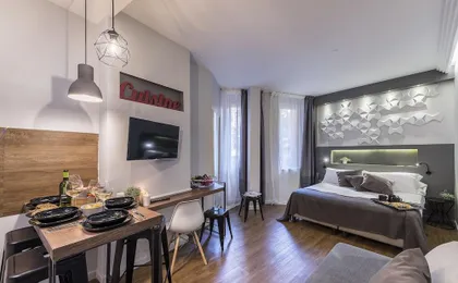 Z-Arch Suites