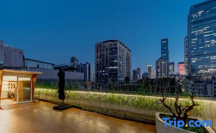 Home InnNeo (Chengdu Chunxi Road Taikoo Li Shuyuan Street Shop)