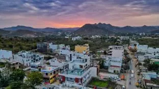 Rovers Stay - Parmatma, Udaipur