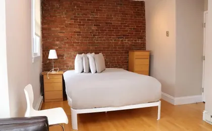Maverick Suites at 402 Columbus Ave