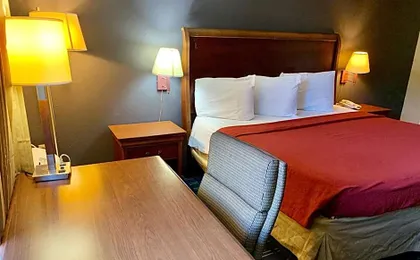 Value Lodge - Gainesville