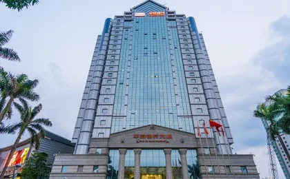 Huanhuatang E-sports Apartment (Futian Science Museum Subway Station)