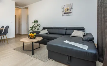 Apartments Maella