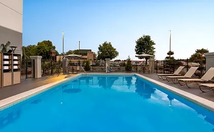 Holiday Inn Express Atlanta-Kennesaw By IHG