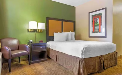 Studio 6 Suites Fresno North CA