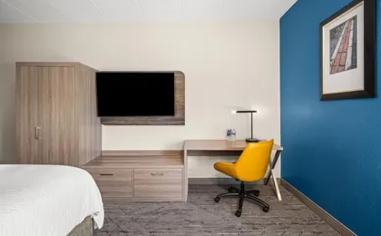 Holiday Inn Express Boston North-Woburn
