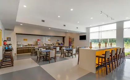 GLo Best Western Pooler - Savannah Airport Hotel