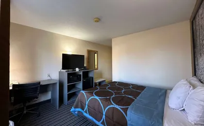 Super 8 by Wyndham Columbia Clark Lane