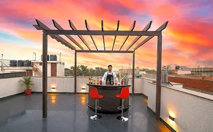 FabHotel La Paz Stay BB
