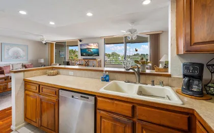 Big Island White Sands Village 333 2 Bedroom Condo