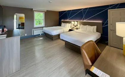 Comfort Inn & Suites Sturbridge-Brimfield