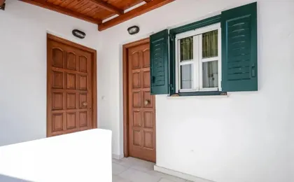 Naxos House