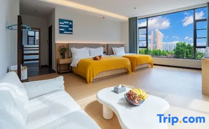 Haicheng Resort Hotel (Dali Erhai Park)