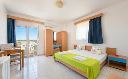 Yiannis Apartments