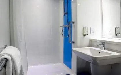 Travelodge Birmingham Central Broadway Plaza