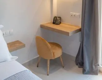 Mar25 by Smart Cozy Suites - In the heart of Athens - 9 minutes from metro - Available 24hr