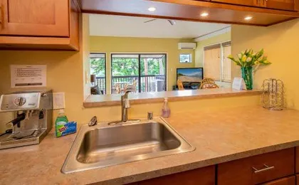 Kihei Garden Estates C-201 - Ocean Views, Split AC