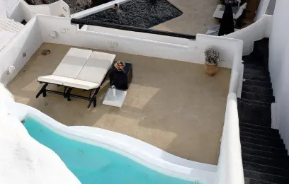 Azzurro Suites