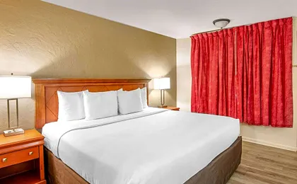 Econo Lodge Inn & Suites Durango
