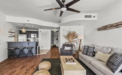 Sea La Vie 1 Bedroom Condo by RedAwning