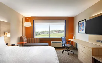 Holiday Inn Express and Suites Savannah N - Port Wentworth By IHG