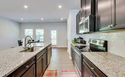 Room to Work + Relax! Spacious Unit Near Charlotte