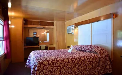 Robbins Motel