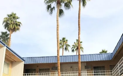 Delos Reyes Palm Springs
