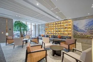 Atour Hotel Chongqing Ranjiaba Huahuiyuan