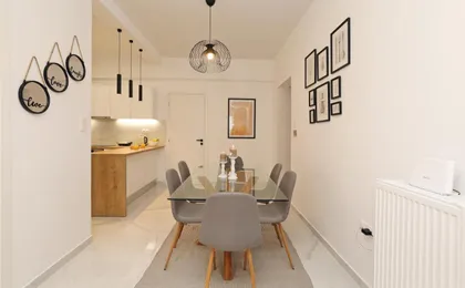 Golden Acropolis 3bd Apartment