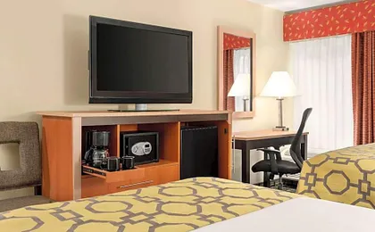 Baymont by Wyndham North Dartmouth / Fall River