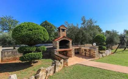 Large Villa Ska with Amazing Private Pool Near the Beach And Town by Wiibuk