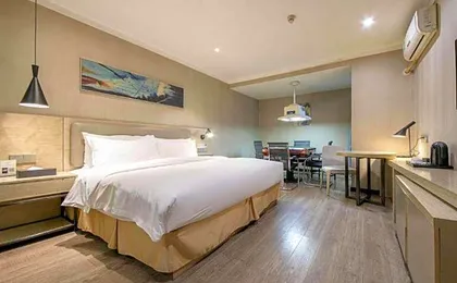 Borrman Hotel Wuhan Yangluo Metro Station Shenshuigang