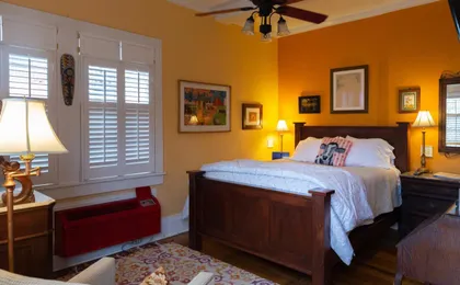 Blue60 Guest House
